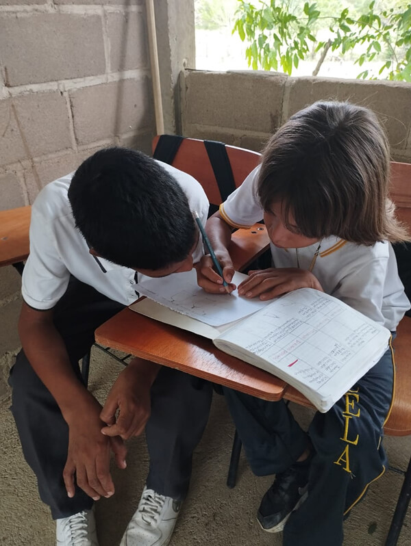 Equipo de la Fundación Un Amigo Más